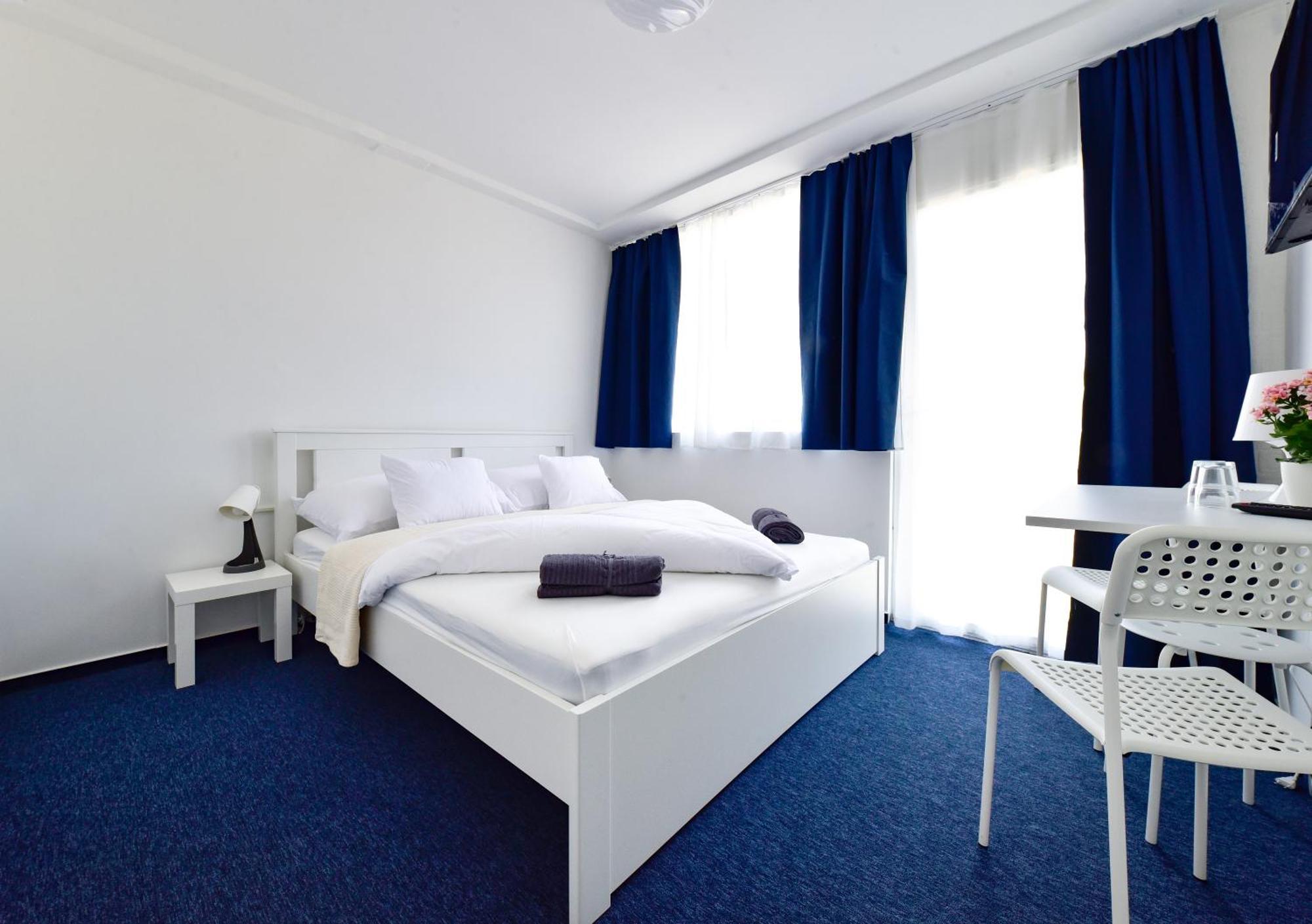 Zama Hotel Zamárdi Kültér fotó